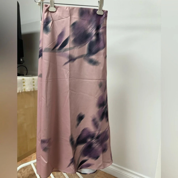 Melody satin slip midi skirt - Dynamite size L - Picture 4 of 5